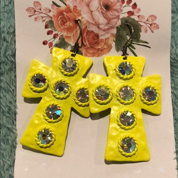 Yellow cross earrings - Picture 1 of 2